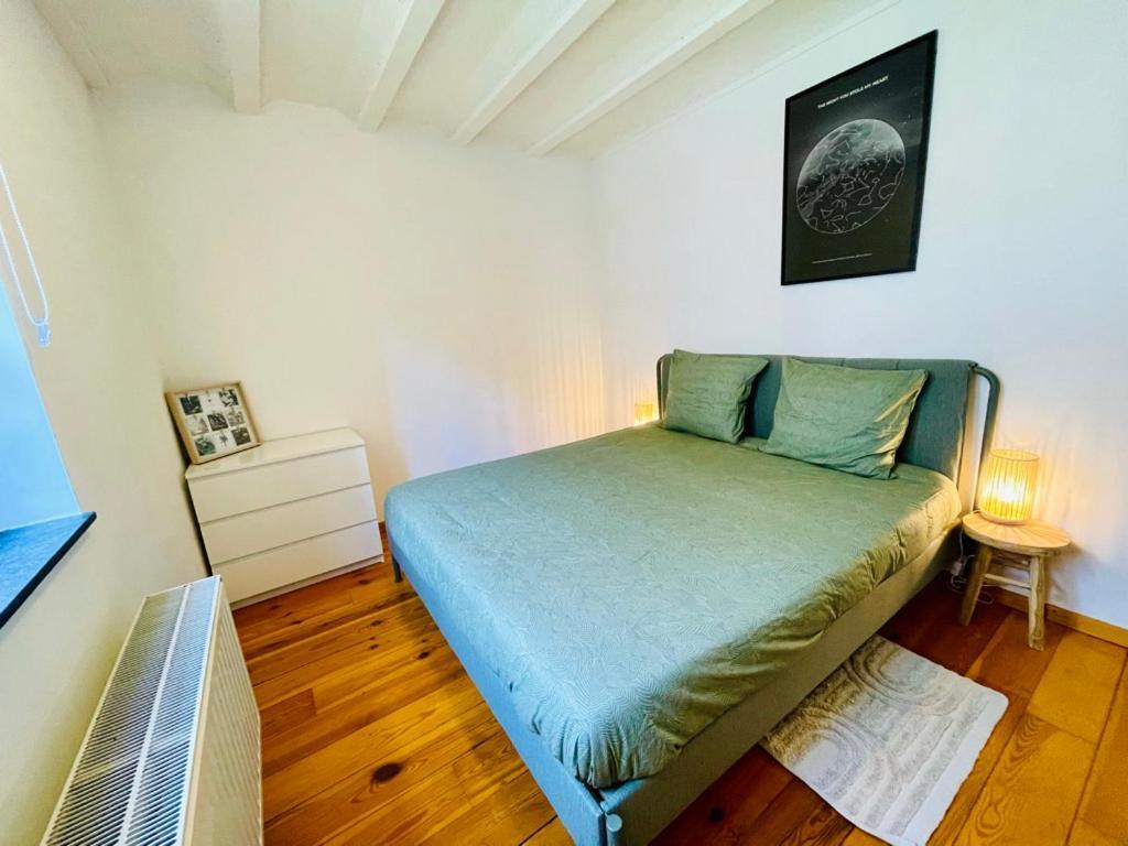 Down Town Oasis-Spacious Loft With Private Parking Brussels Exterior photo